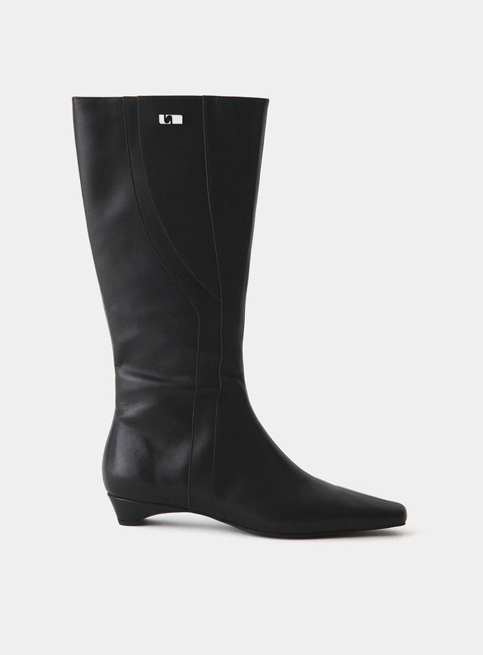 MAVE BLACK BOOTS
