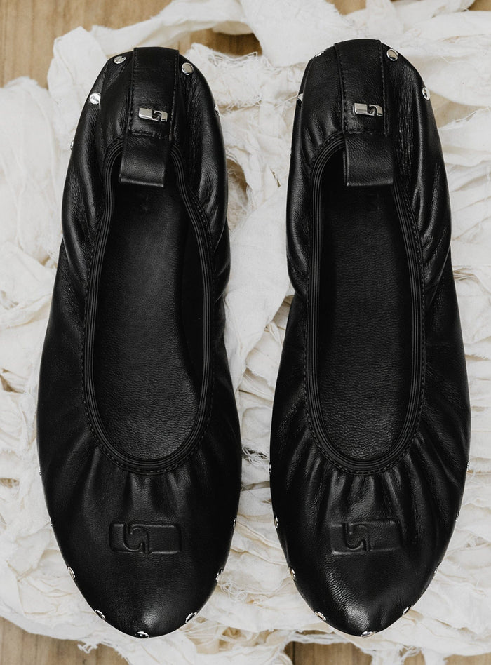 PLIÉ BLACK STUDS BALLERINA