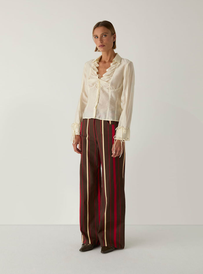 ARWEN ECRU RUCHED BLOUSE