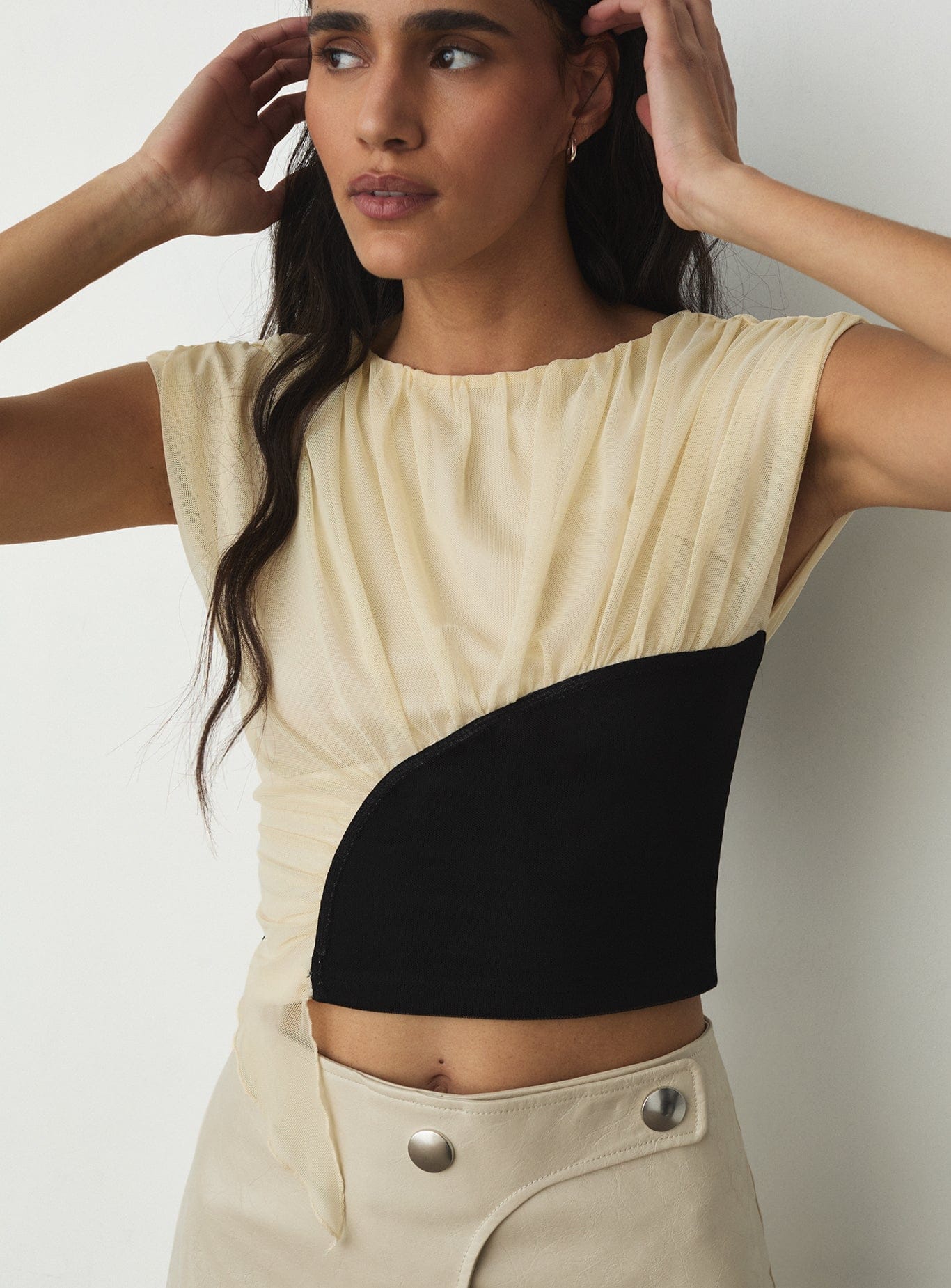 GEMINI ECRU DRAPED TOP