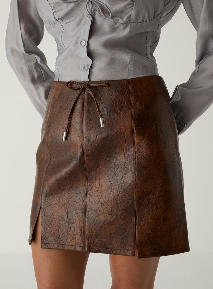 JUNA BROWN SHORT SKIRT