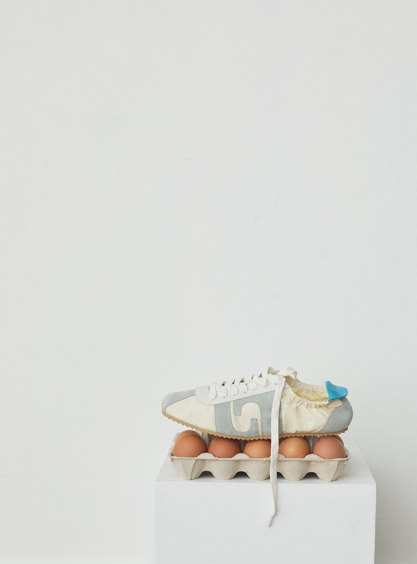 VITO BOWLING OFF WHITE SNEAKERS