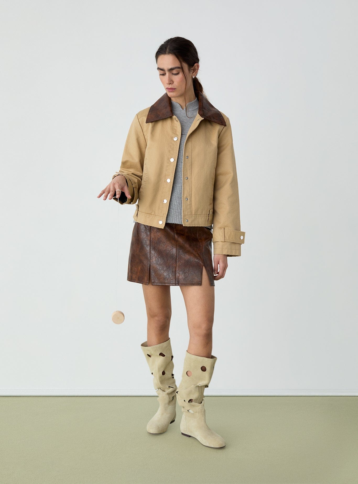 JUNA BROWN SHORT SKIRT