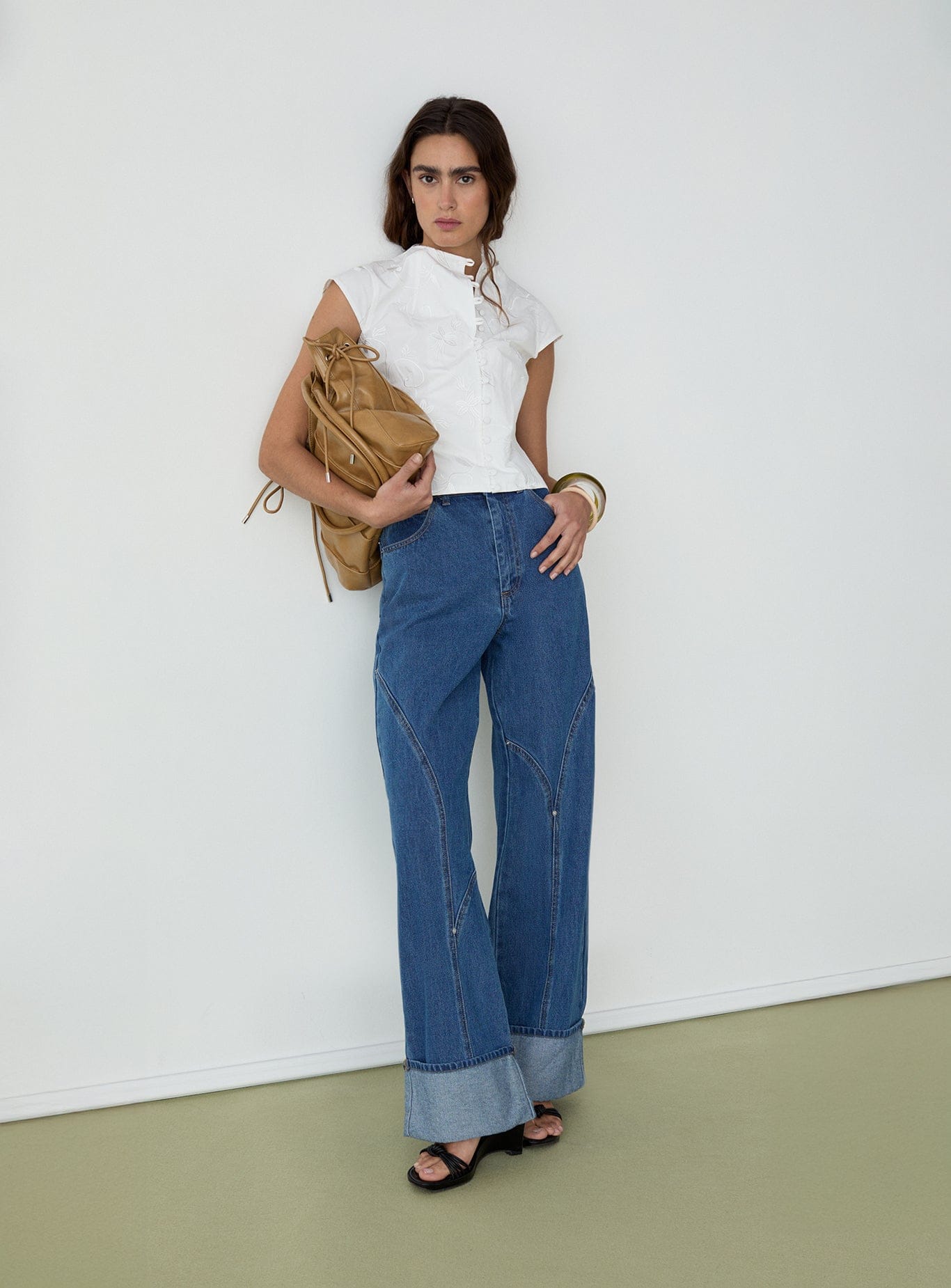 MELANI WHITE ASYMMETRIC BLOUSE