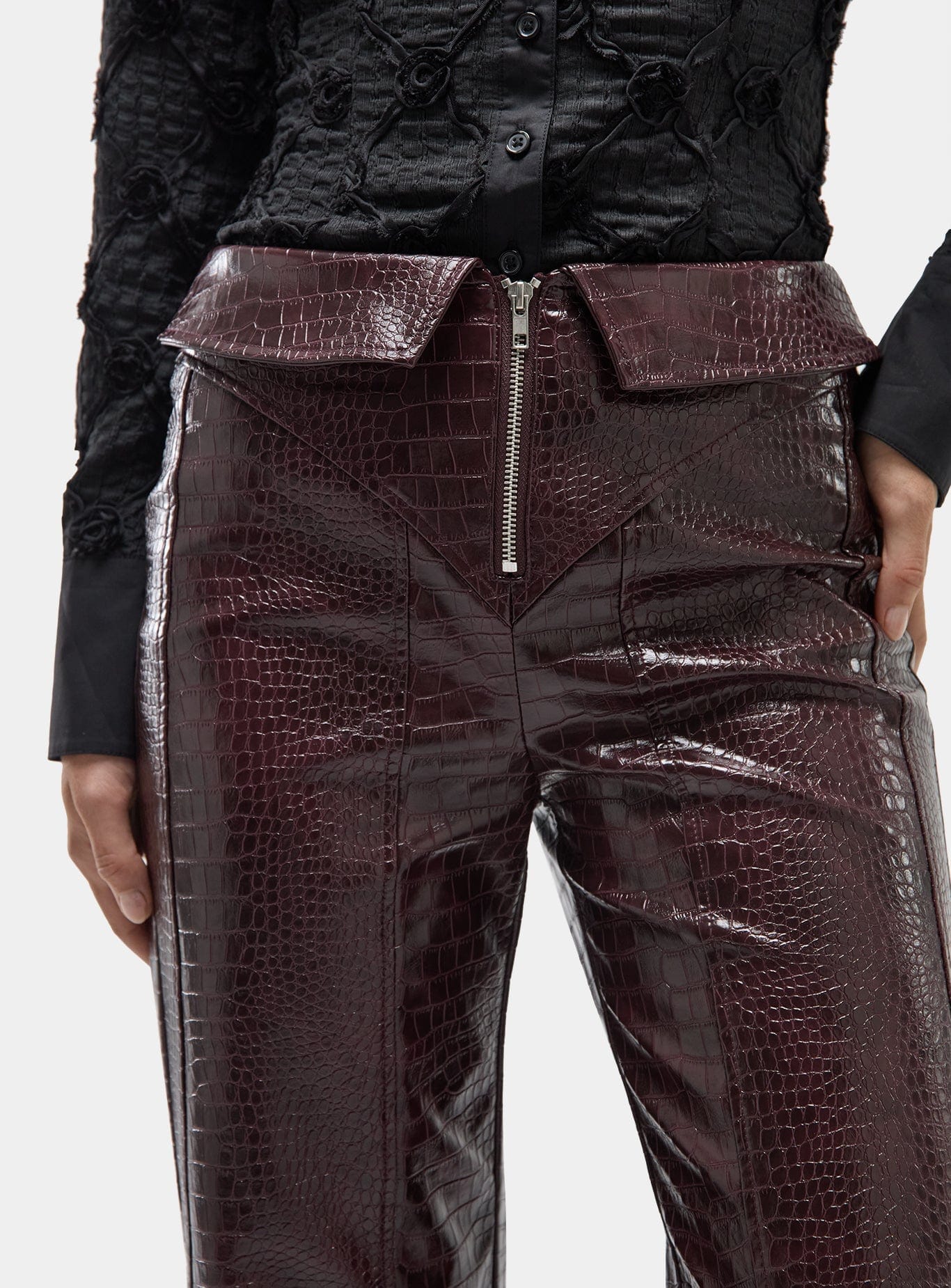 HORUS BURGUNDY TEXTURED PANTS