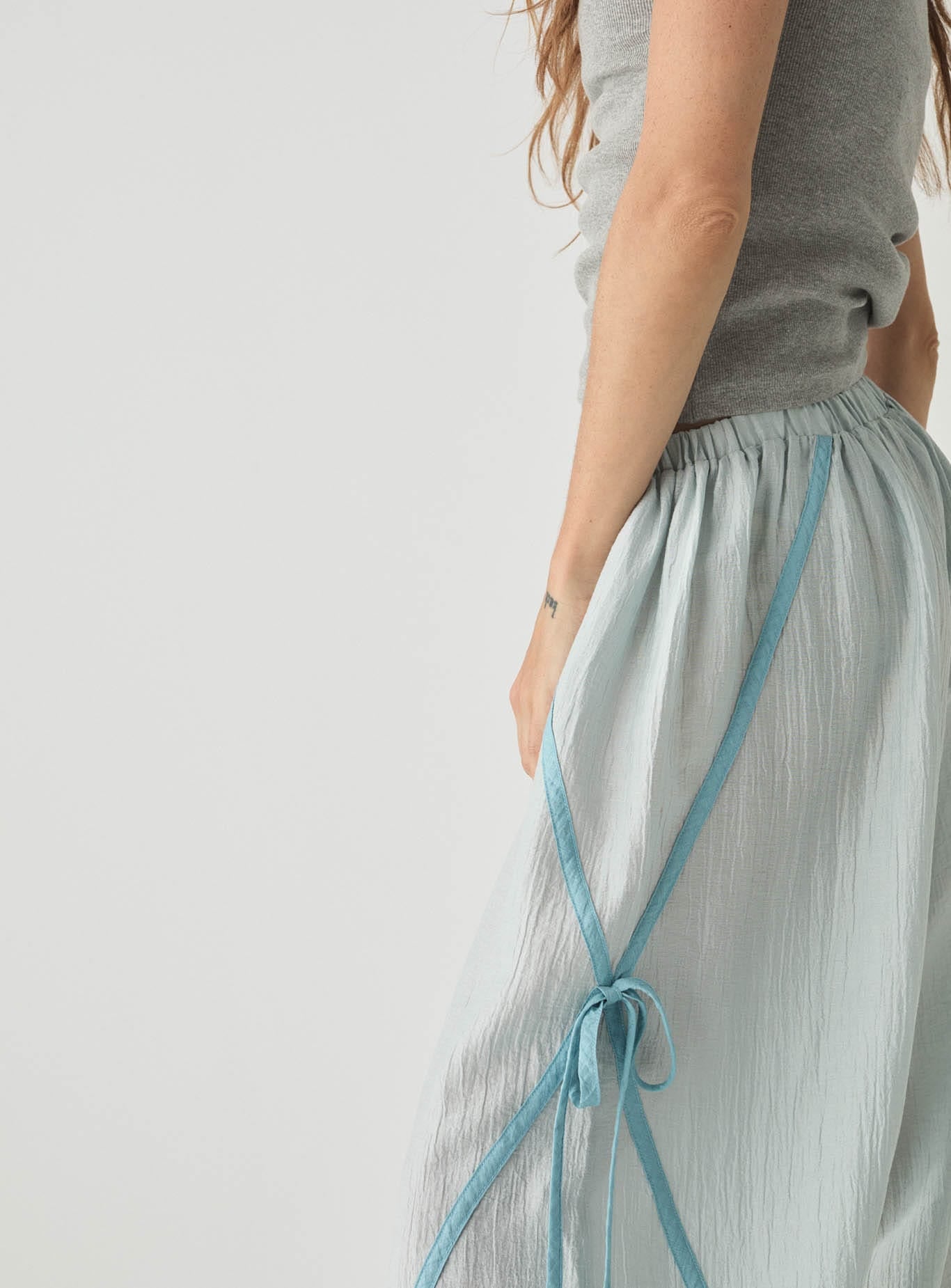 CLOVE BLUE BALLOON PANTS