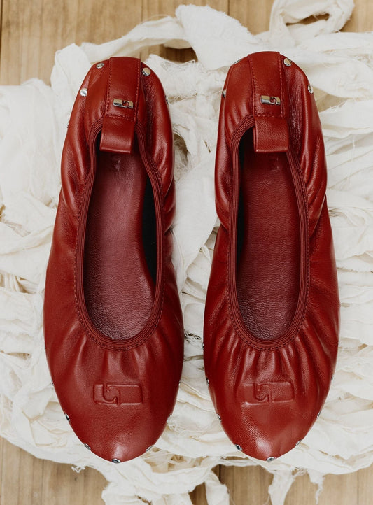PLIÉ RED STUDS BALLERINA