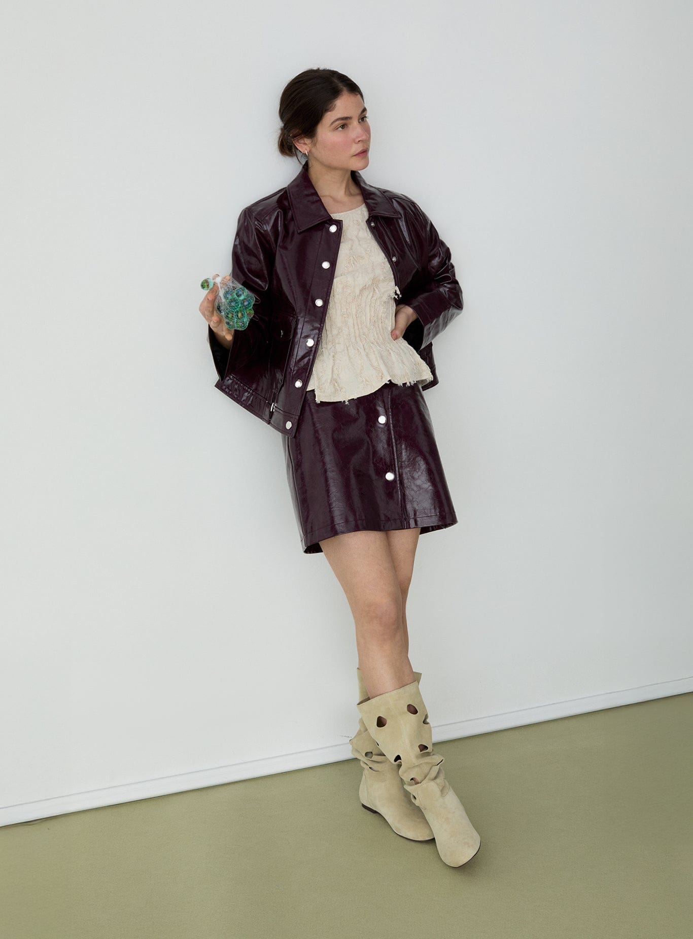 LENA PLUM SHORT SKIRT