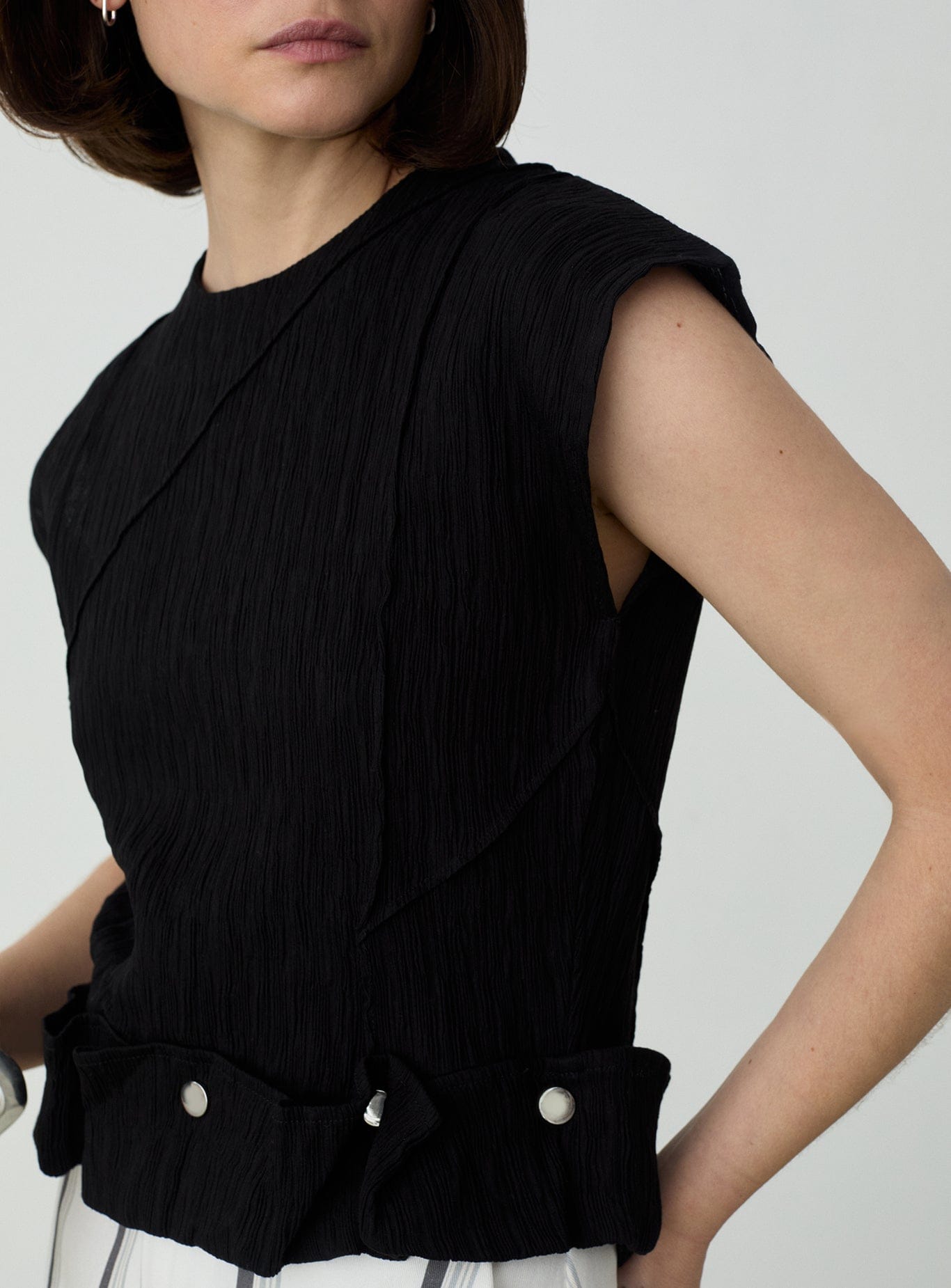 Zania Black Top | LAAGAM