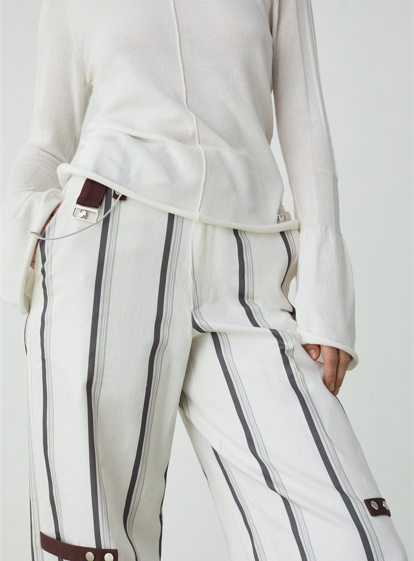 VELIA WHITE STRIPED PANTS
