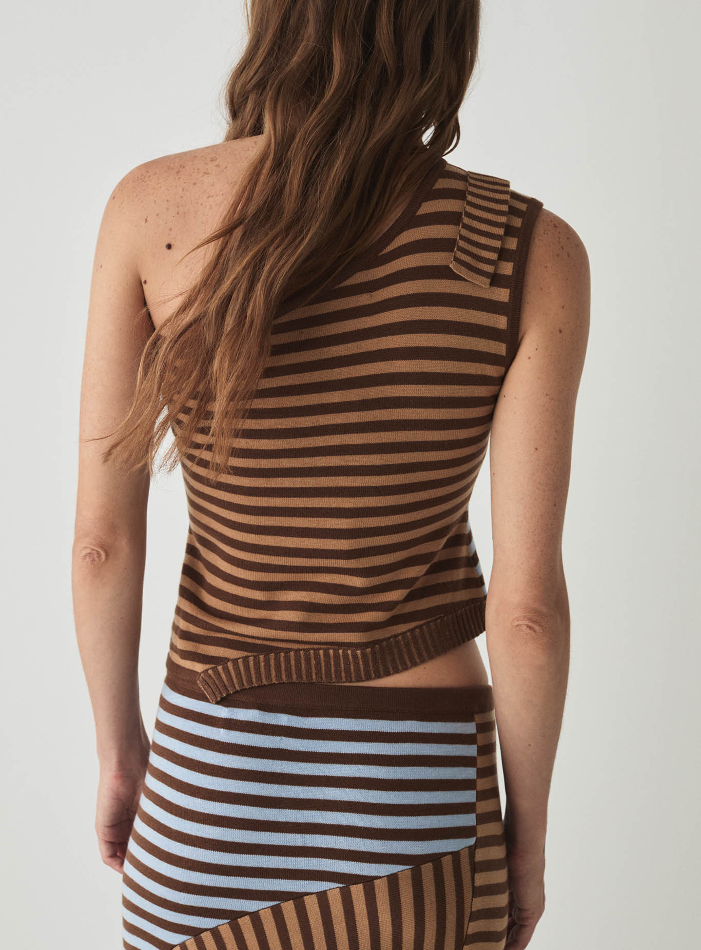 ANISE STRIPED BROWN ASYMMETRIC TOP