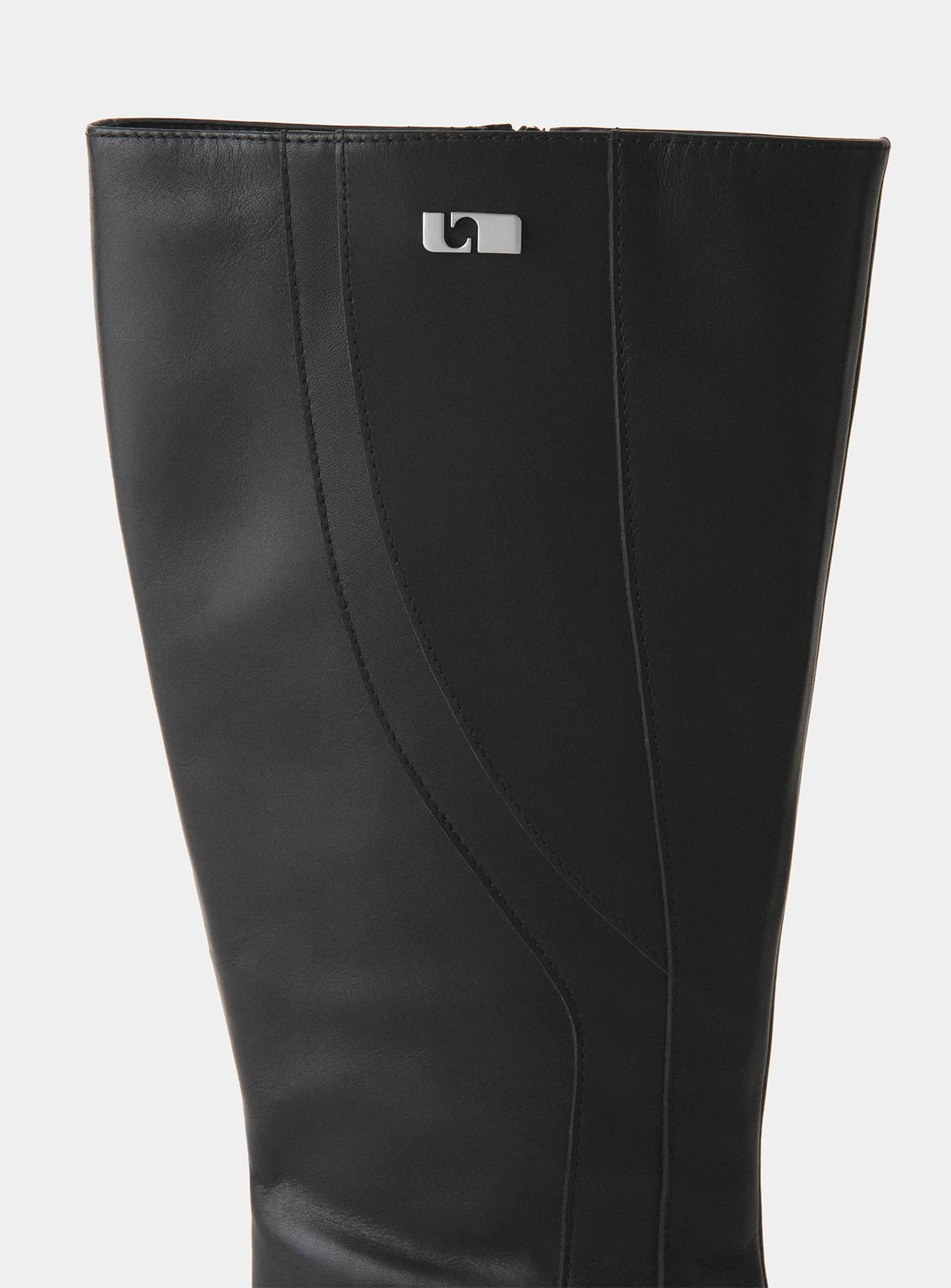 MAVE BLACK BOOTS