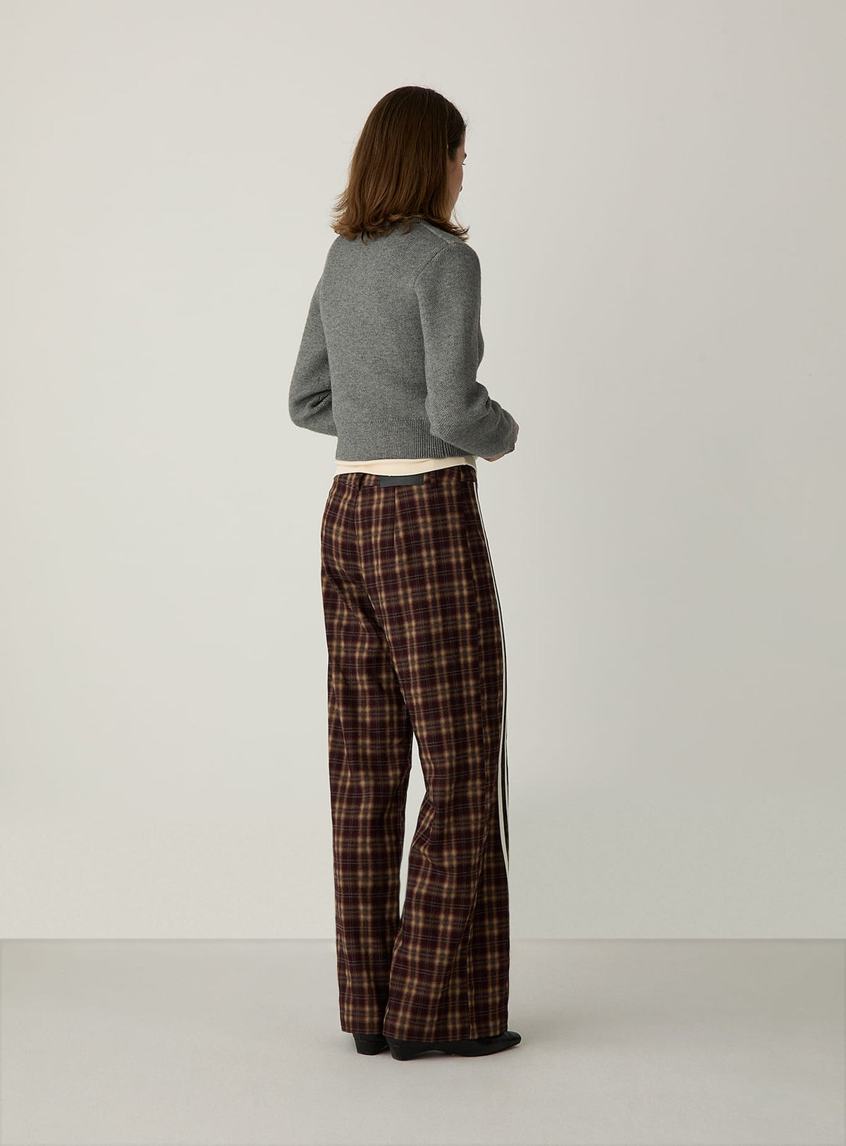 BEVERLY GREY CARDIGAN