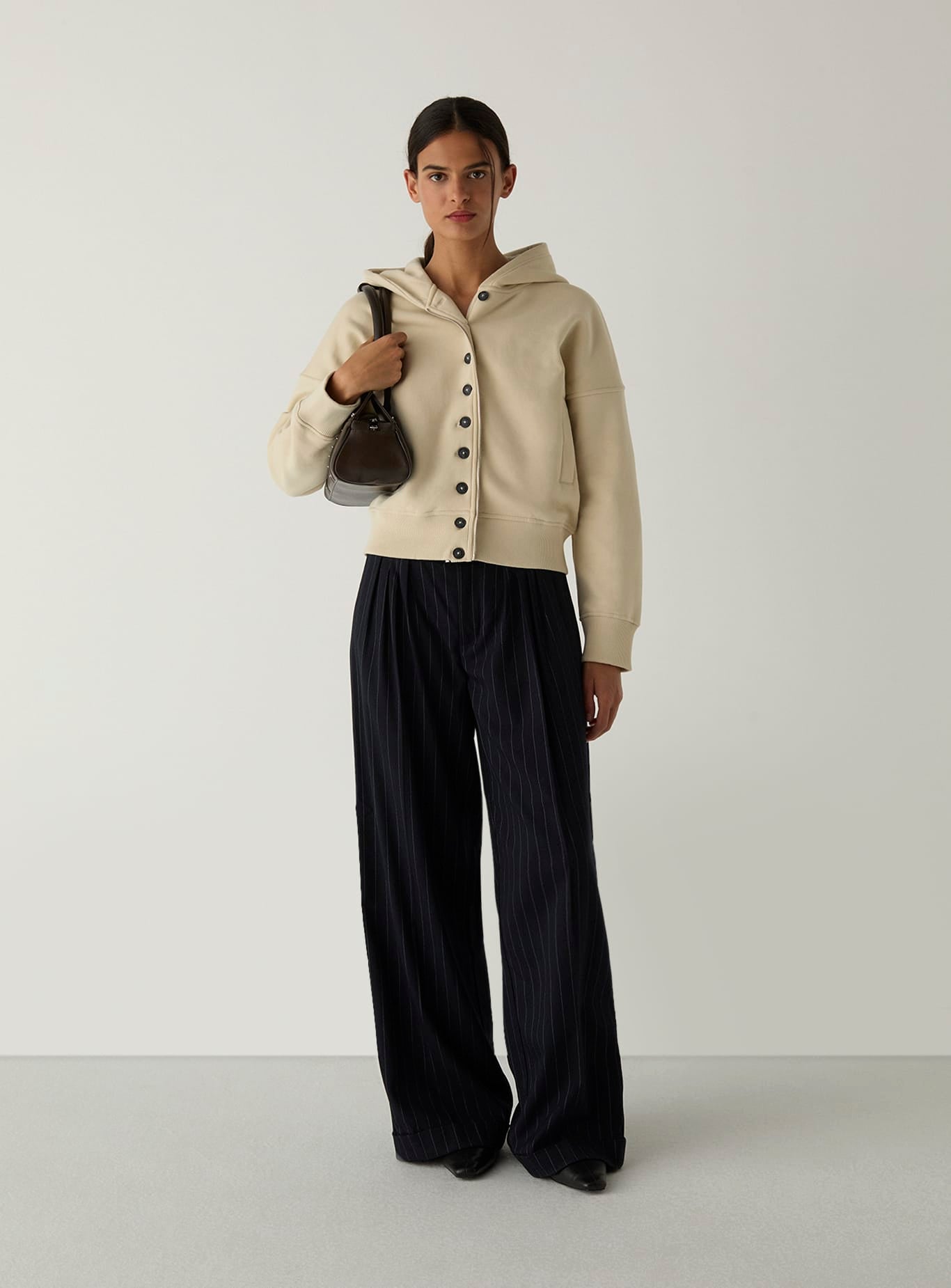 CHIARA ECRU ZIPPER SWEATSHIRT