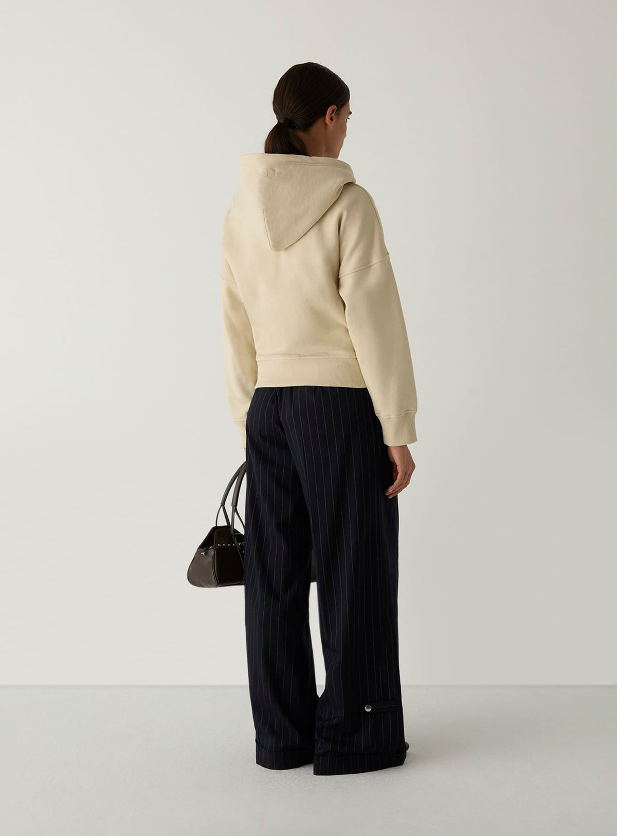 CHIARA ECRU ZIPPER SWEATSHIRT
