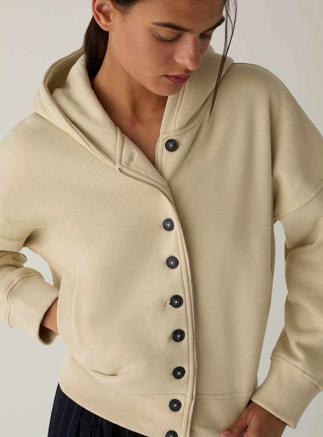 CHIARA ECRU ZIPPER SWEATSHIRT