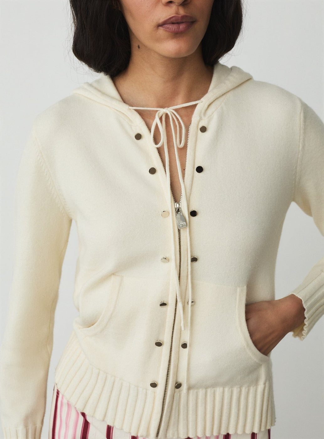 FLORANA ECRU ZIPPER KNITTED SWEATSHIRT