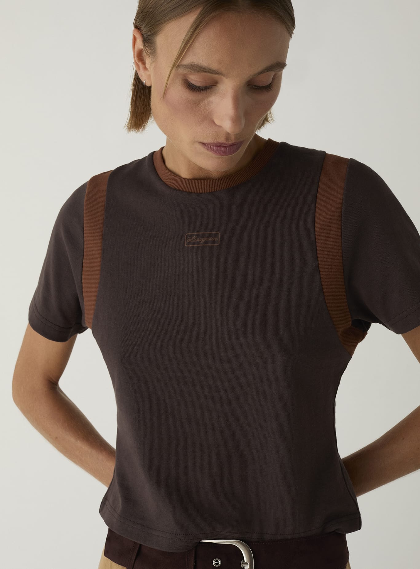 LUMEA BROWN LOGO T-SHIRT