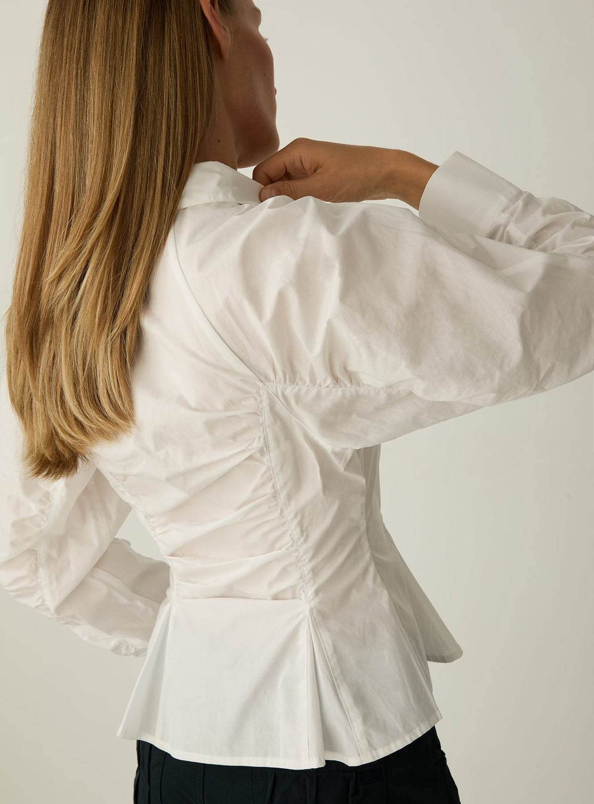 BELLEVILLE WHITE RUCHED SHIRT