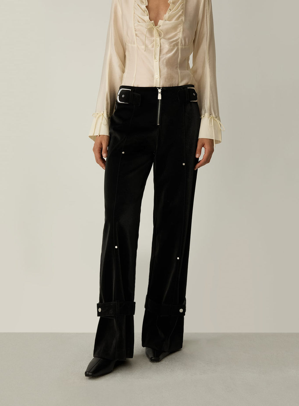 KAORI BLACK TEXTURED PANTS