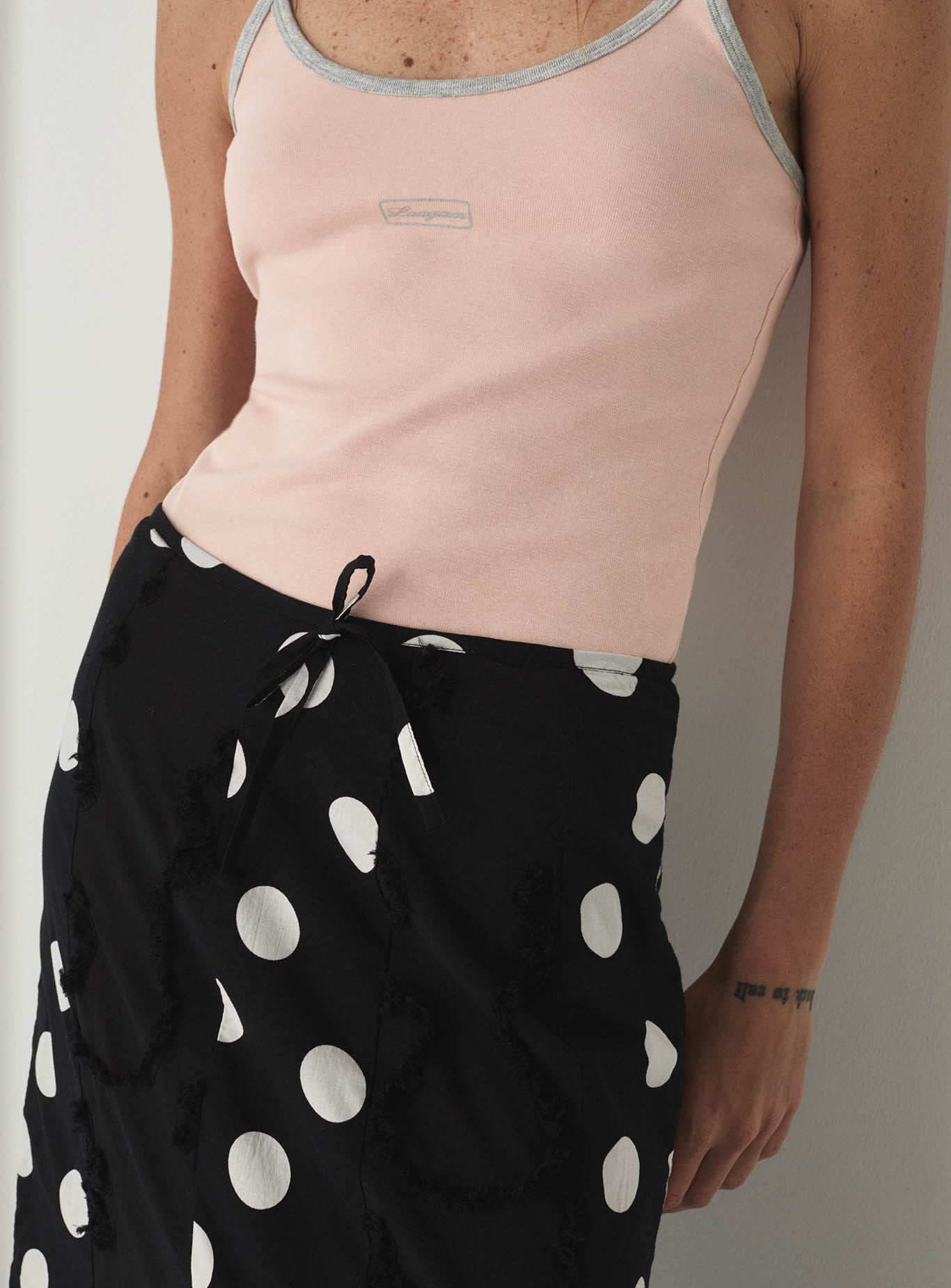 LILA BLACK MIDI SKIRT