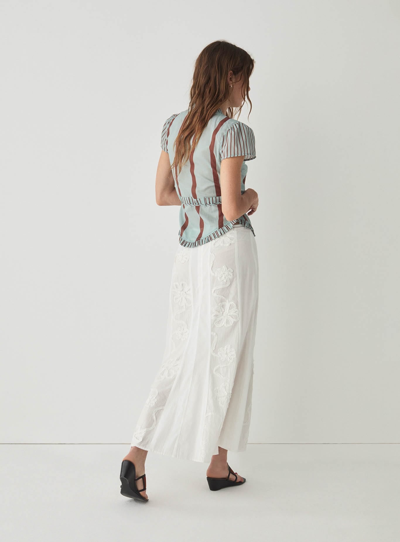 LILA WHITE MIDI SKIRT
