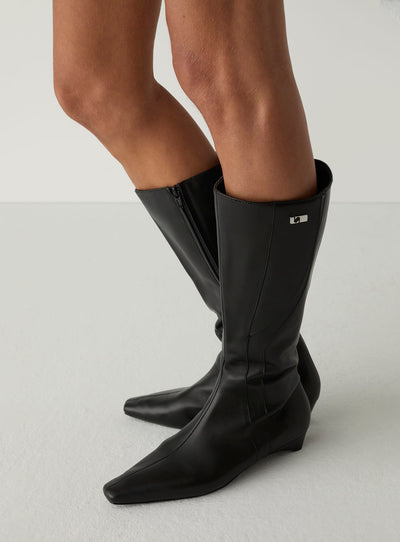 MAVE BLACK BOOTS