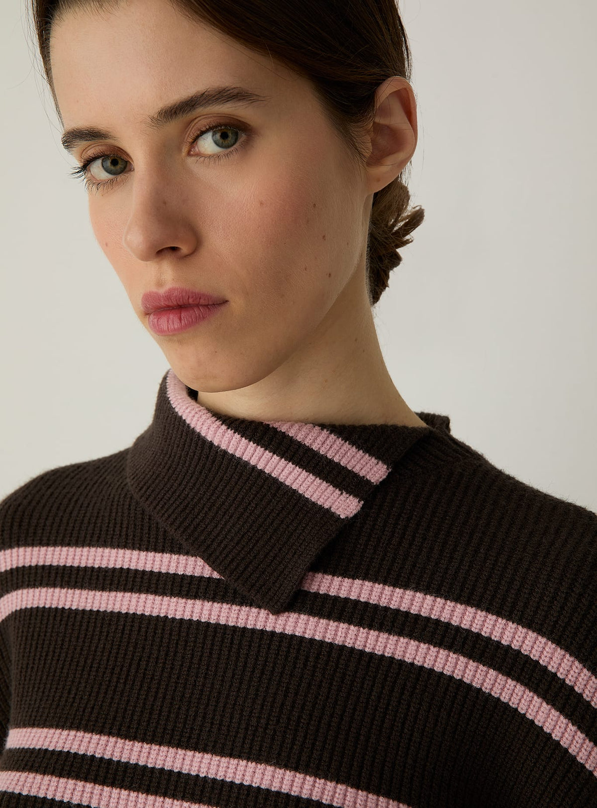 NOLIE BROWN STRIPED KNIT