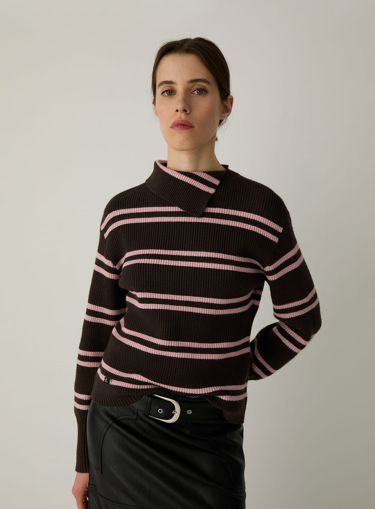 NOLIE BROWN STRIPED KNIT