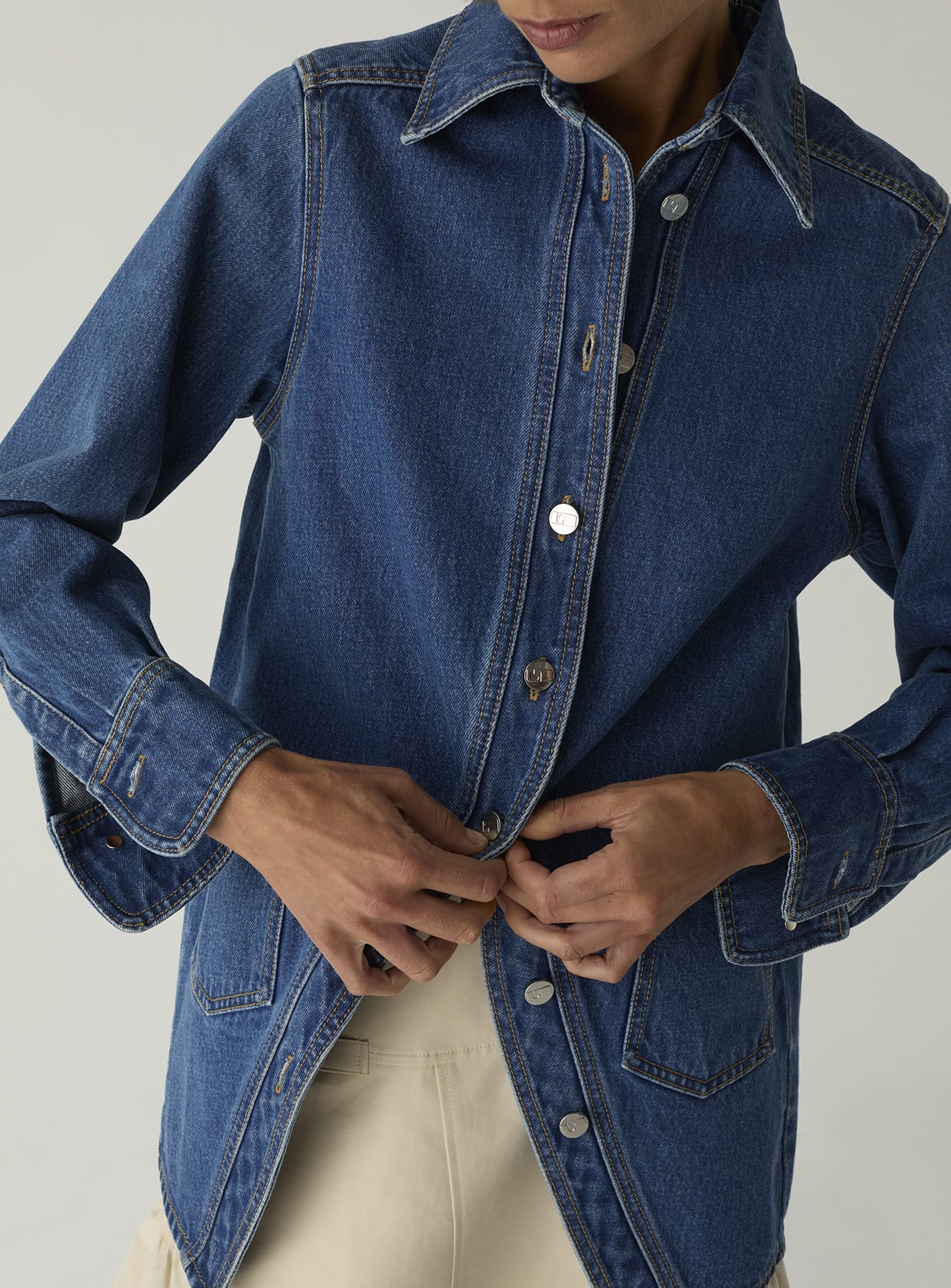 NO BOYFRIEND DENIM OVERSHIRT