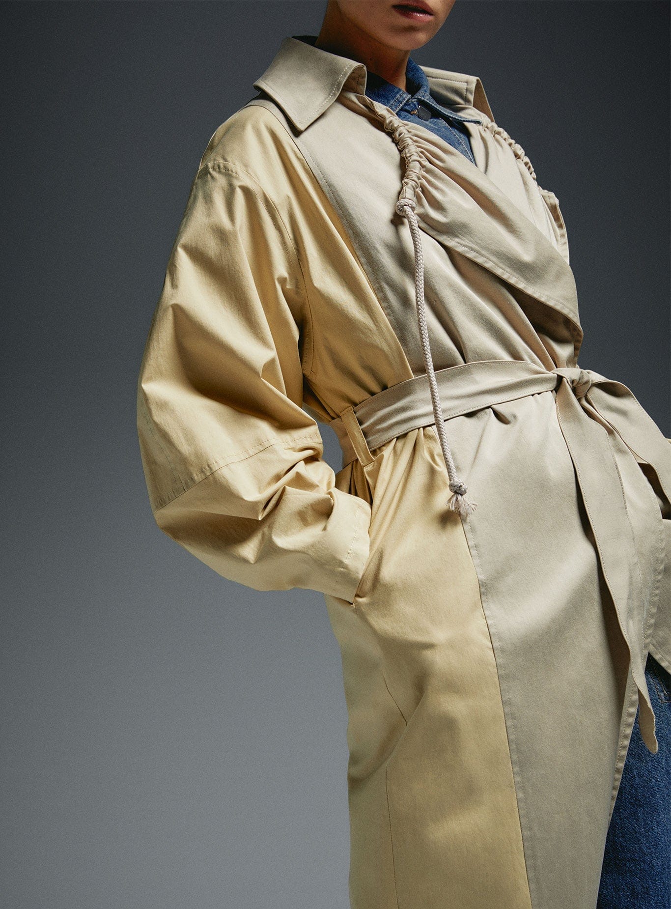 PARIS TRENCH COAT