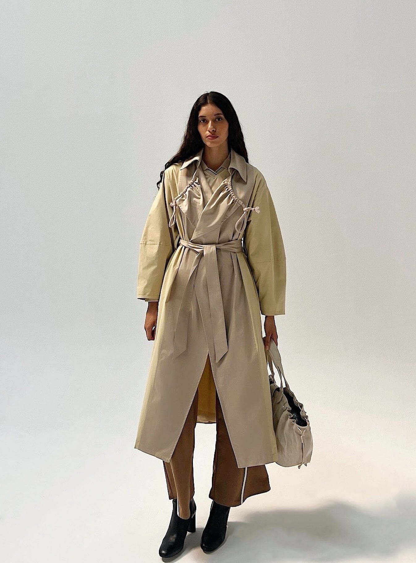 PARIS TRENCH COAT