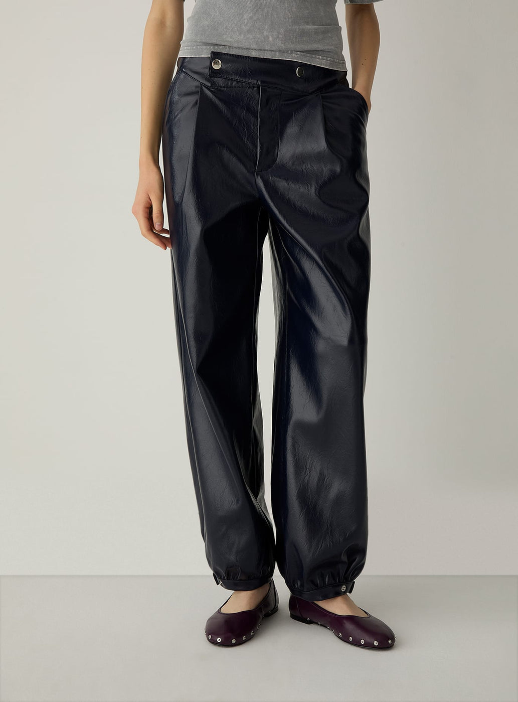 RILEY NAVY BALLOON PANTS