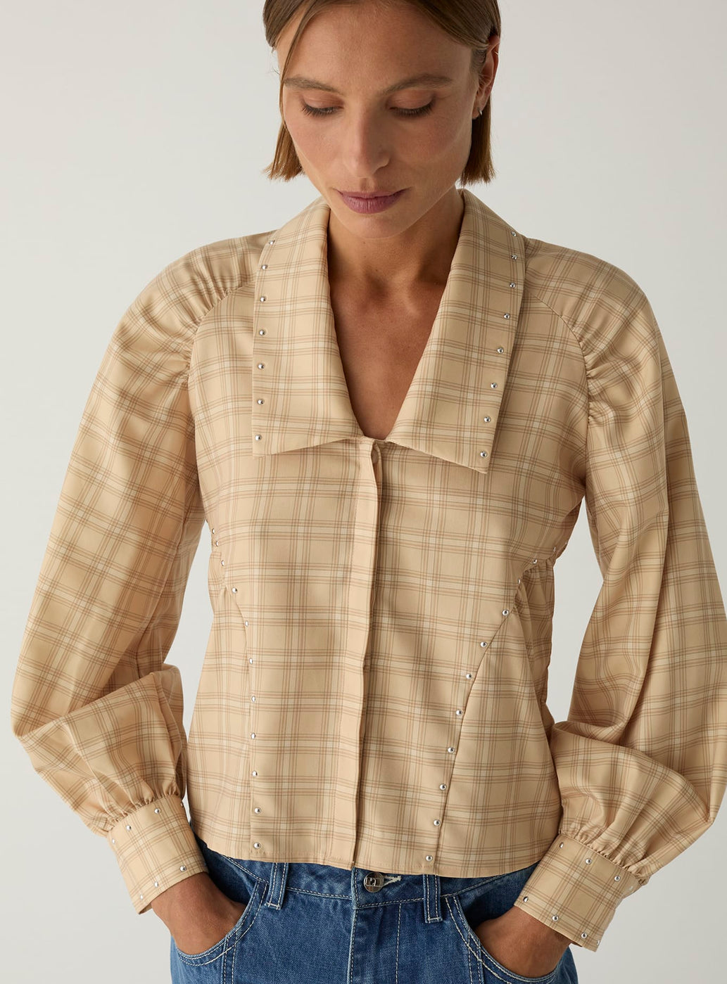 ROWAN BEIGE SQUARED BLOUSE