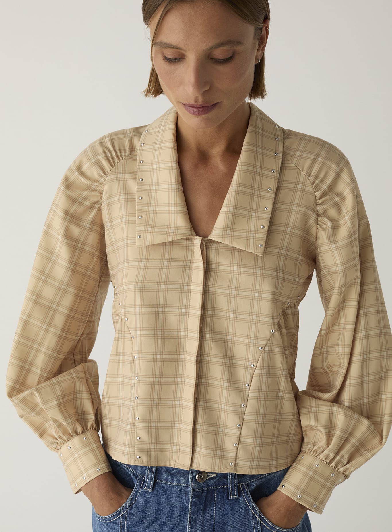 ROWAN BEIGE SQUARED BLOUSE