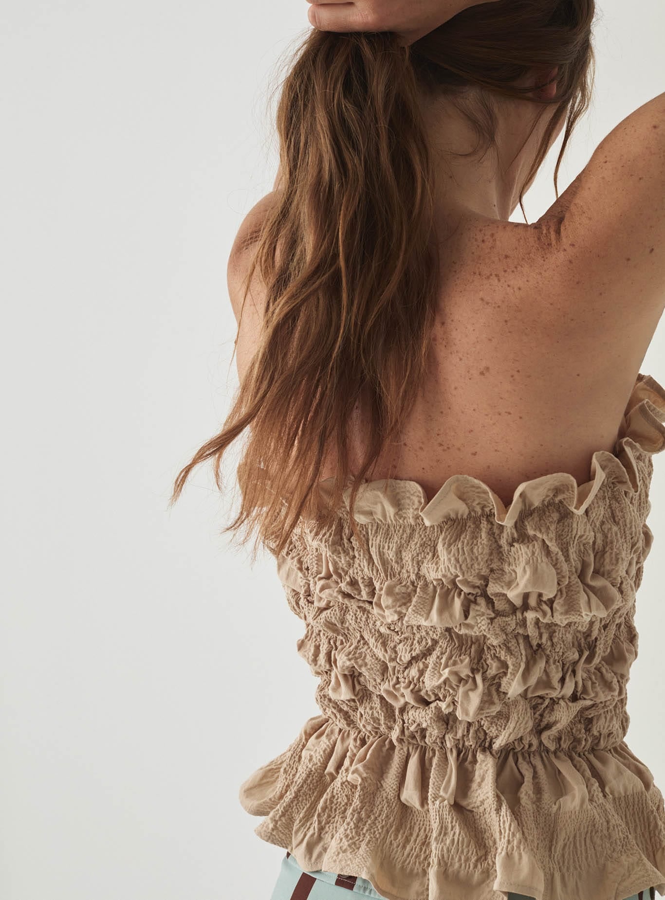 SUSAN SAND STRAPLESS TOP