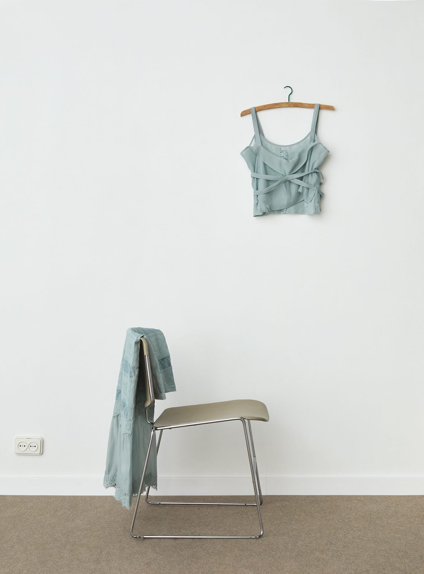 VALENTINA BLUE LACE MIDI SKIRT