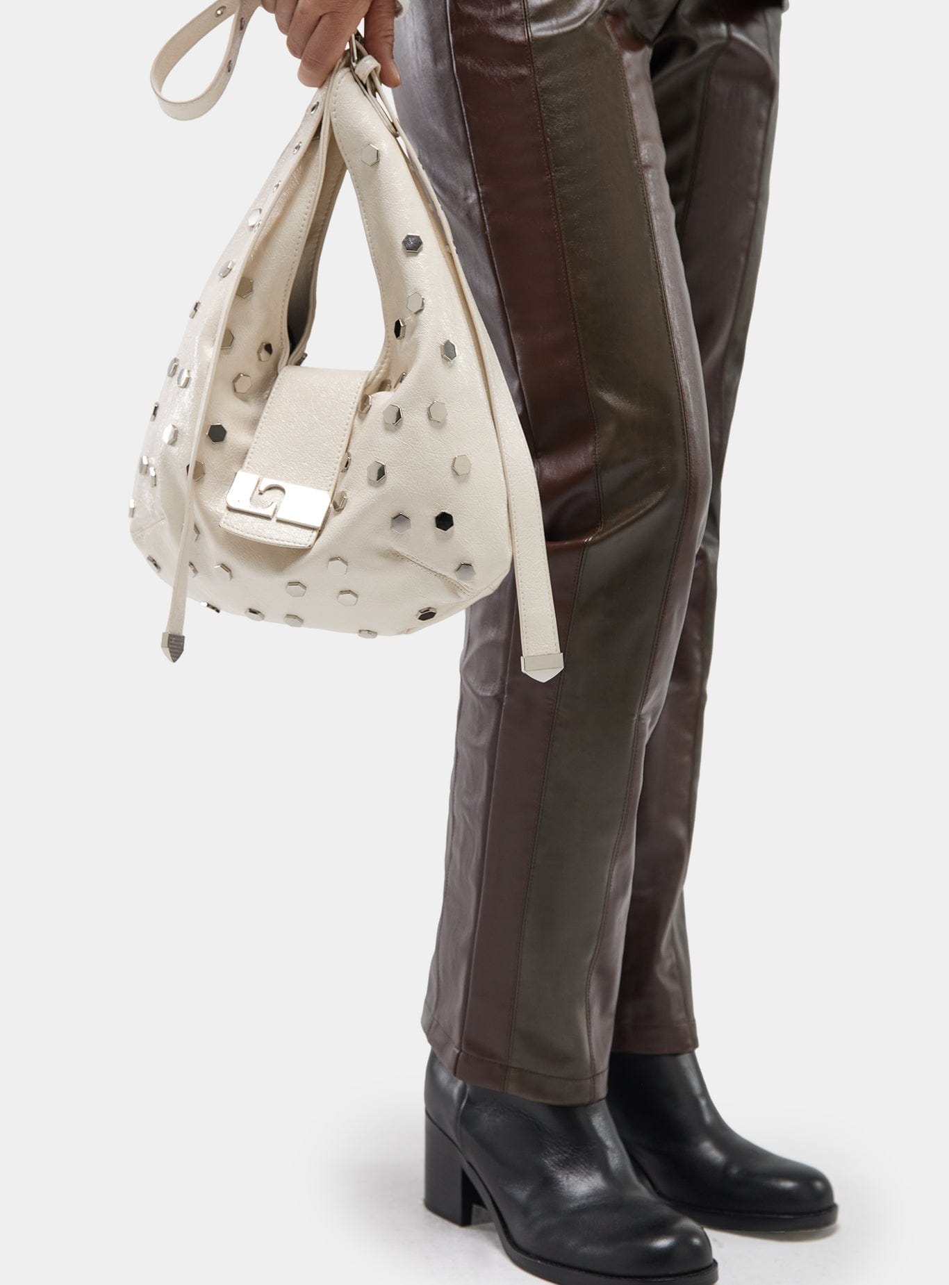 VIXEN ECRU STUDS BAG