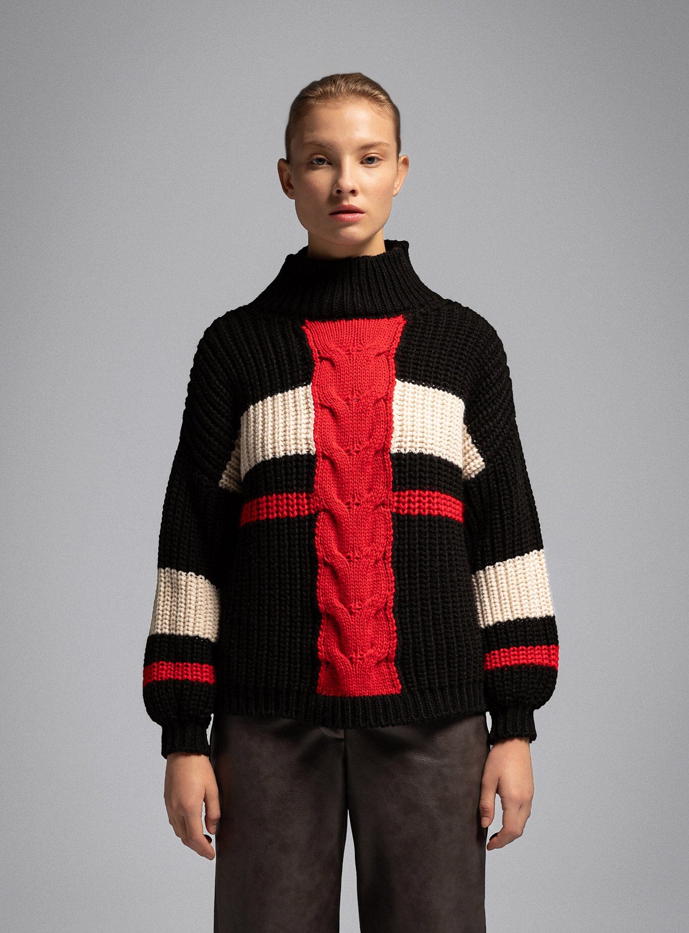 ROMEO TURTLE NECK KNIT