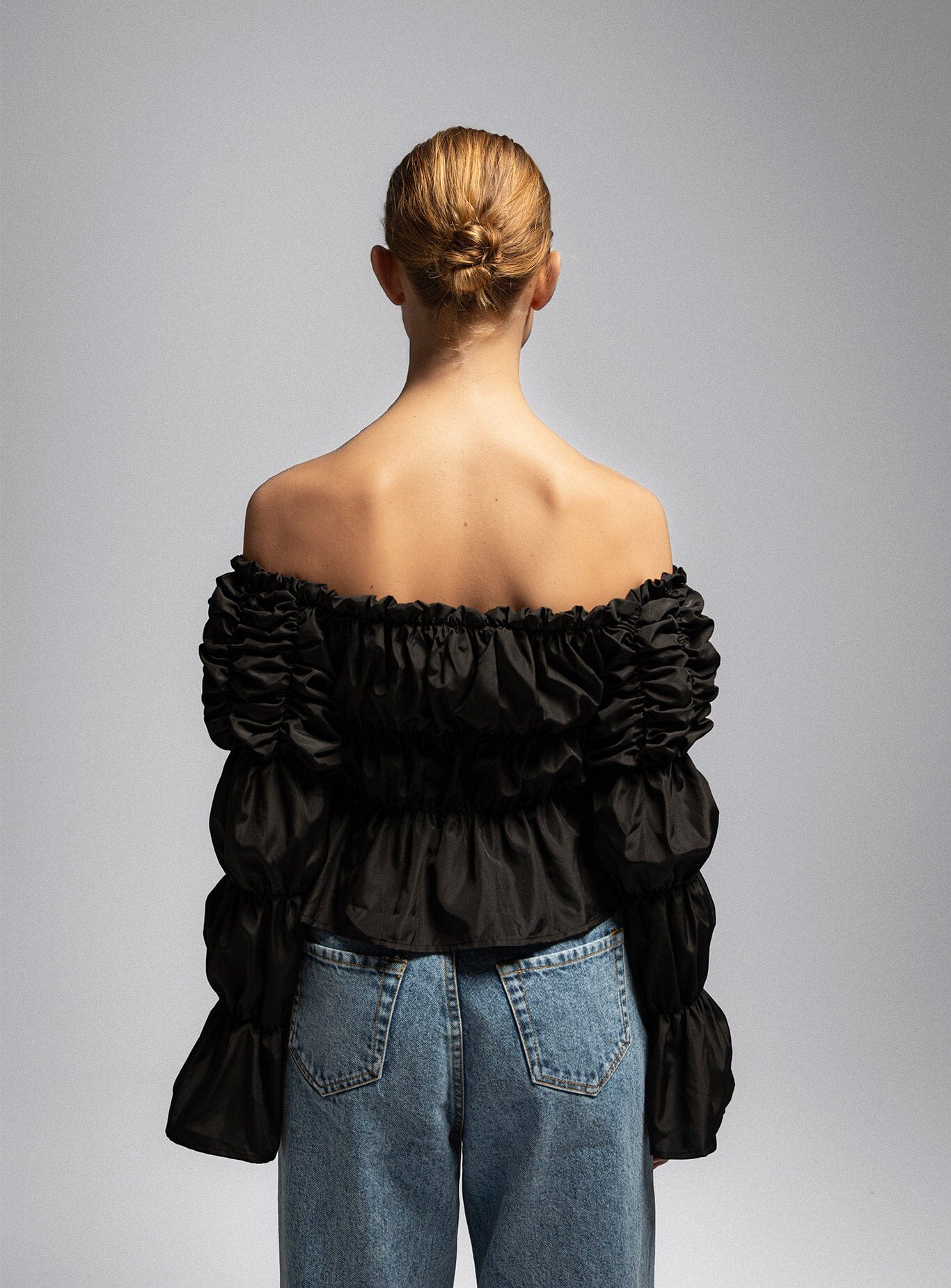 SADIE BLACK RUCHED BLOUSE